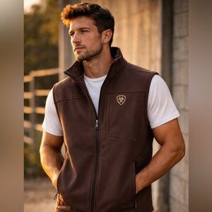 Ariat Brown Softshell Vest SZ XL Men’s Wind & Water protection technology